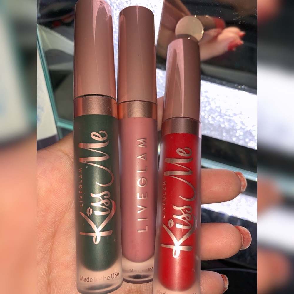 LiveGlam Kiss